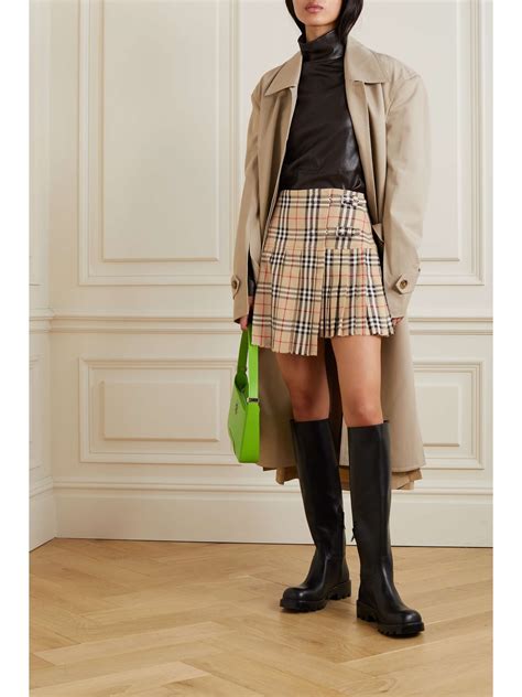 burberry pleated mini skirt